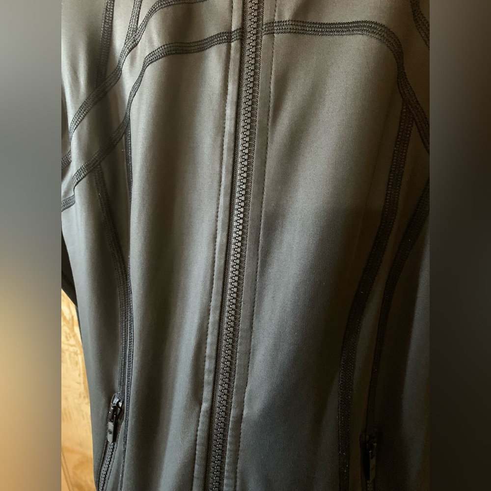 ❌S O L D❌🦄LULULEMON🦄 | Define Jacket *Shine* •Size 6 - Picture 7 of 11